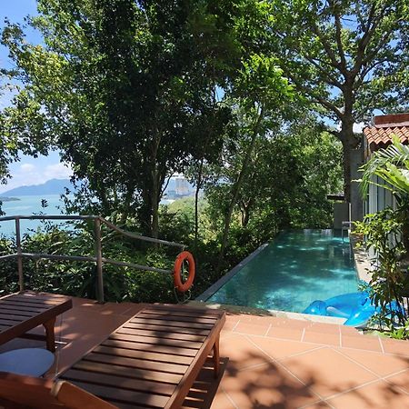 Ambong Pool Villas - Private Pool Pantai Cenang  Buitenkant foto