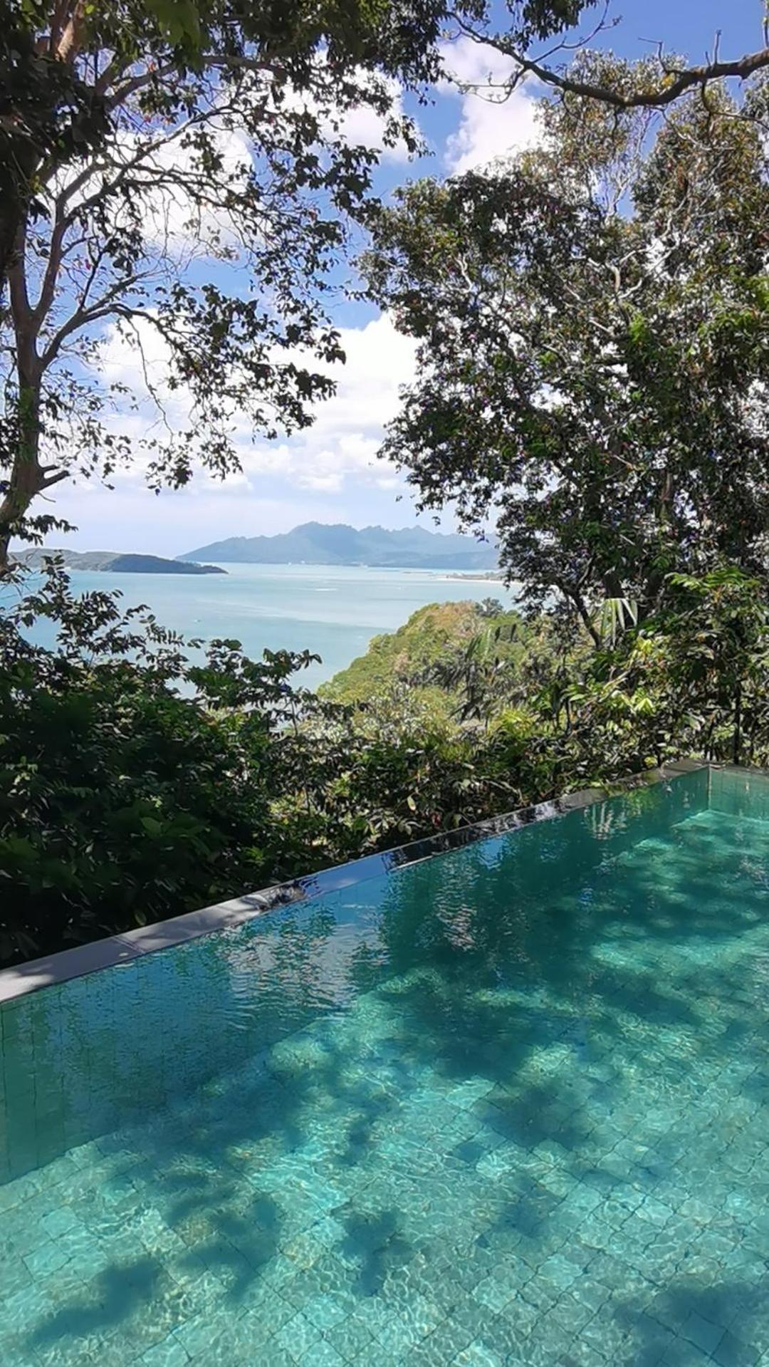 Ambong Pool Villas - Private Pool Pantai Cenang  Buitenkant foto