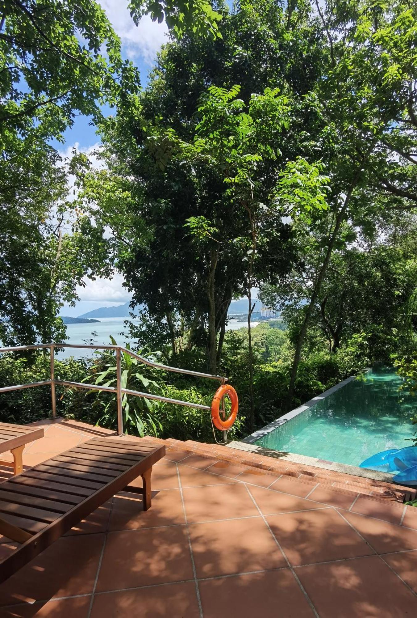 Ambong Pool Villas - Private Pool Pantai Cenang  Buitenkant foto